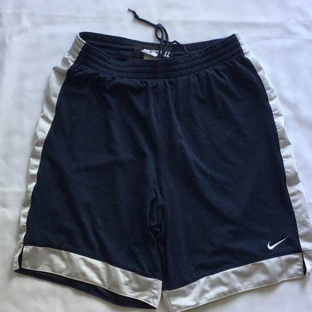 Nike basketball shorts. Large.